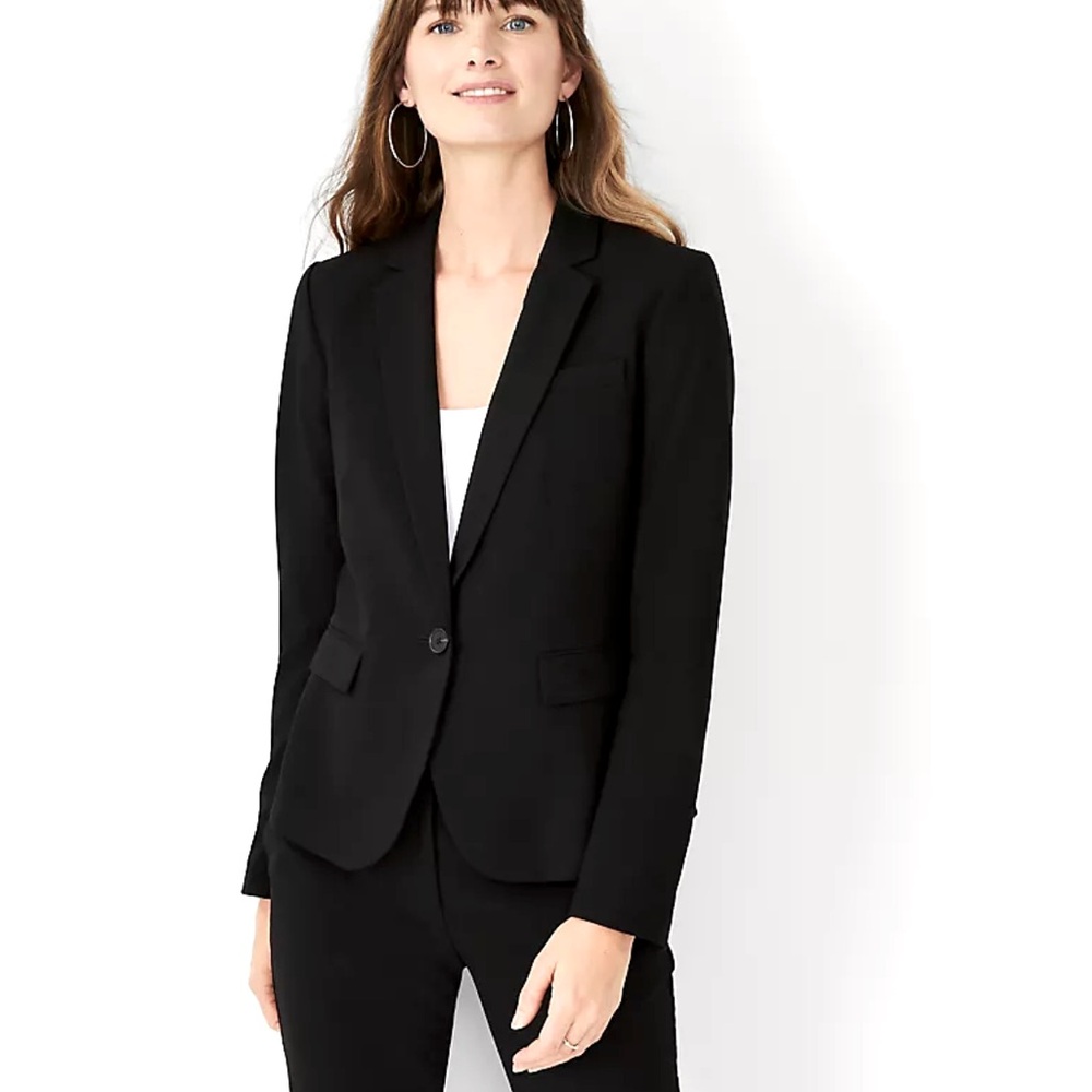 ANN TAYLOR BLAZER